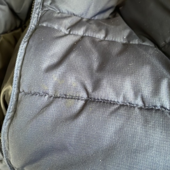 ❄️The Children’s Place (M 7/8) Navy Puffer Coat❄️ - Picture 5 of 7